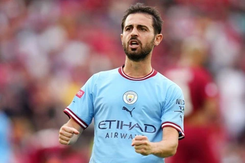 تقارير: برناردو سيلفا يتجه لقبول عرض الهلال السعودي